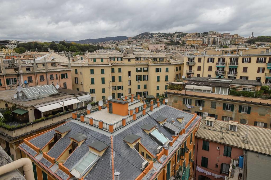 Altido Apt For 3 With Rooftop Balcony And Lovely Cityview Genua Zewnętrze zdjęcie