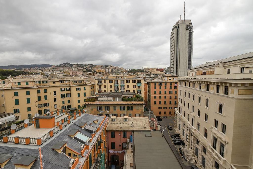 Altido Apt For 3 With Rooftop Balcony And Lovely Cityview Genua Zewnętrze zdjęcie